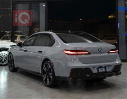 بي ام دبليو الفئة 7